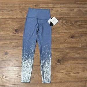 Beyond Yoga Shine On Leggings size small